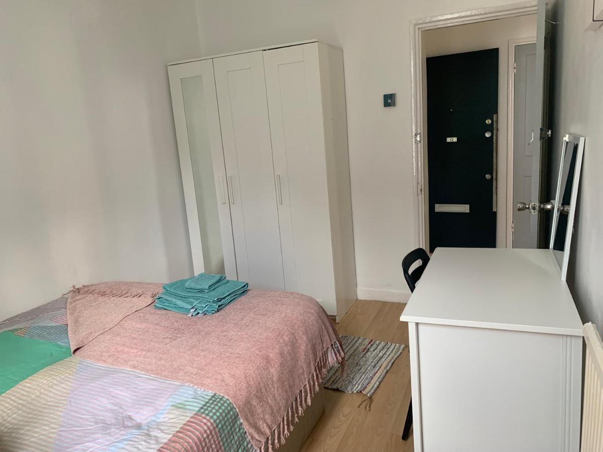 לונדון Stunning 3 Bedroom Flat In Stockwell מראה חיצוני תמונה