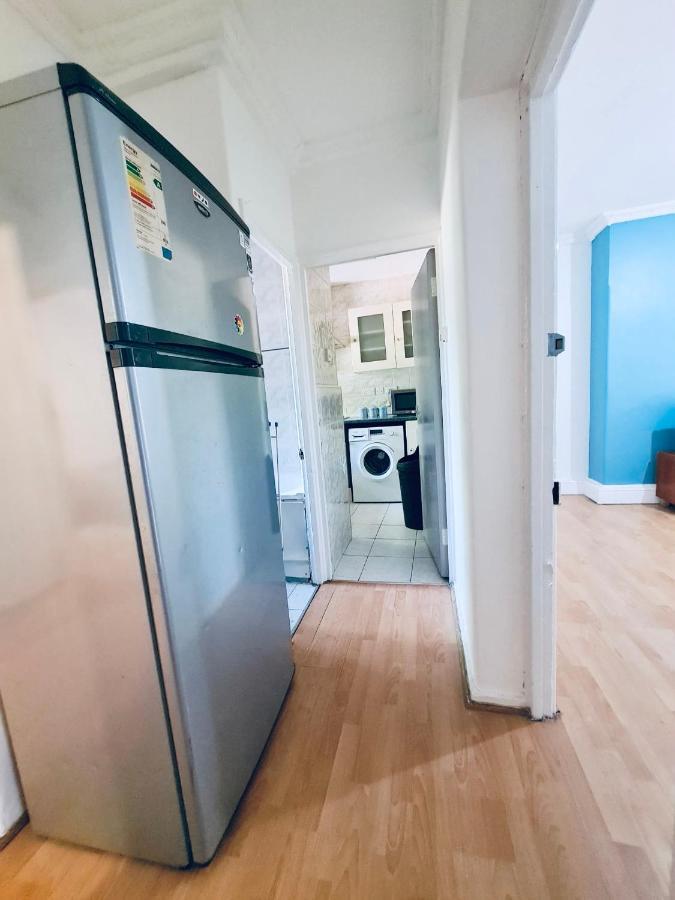 לונדון Stunning 3 Bedroom Flat In Stockwell מראה חיצוני תמונה